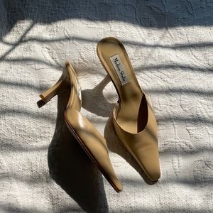 Tan Leather Kitten Heels Pointed Toe 90s